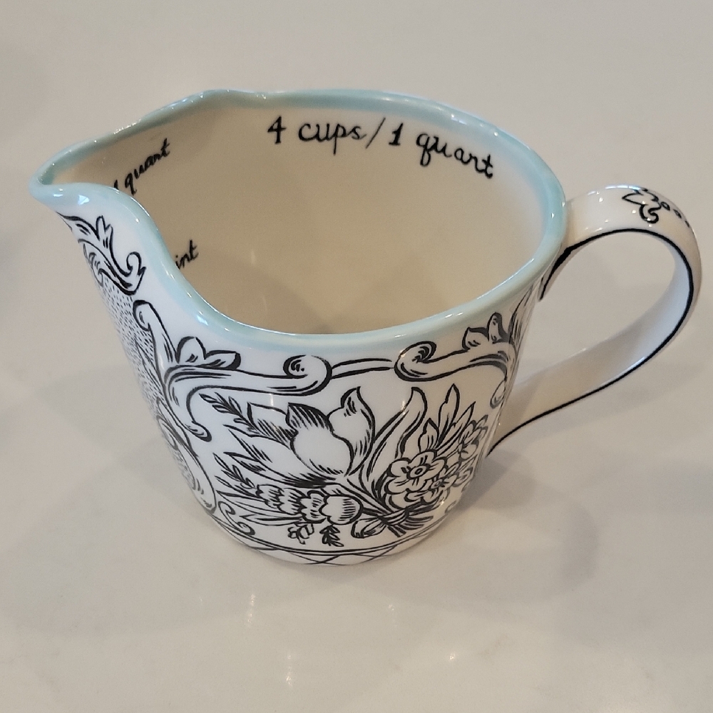 Molly Hatch Anthropoligie Large Meauring Cup